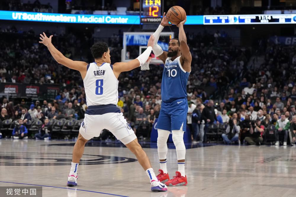 西媒：诺坎普重建施工扰民引不满，有居民表示被工人骚扰.